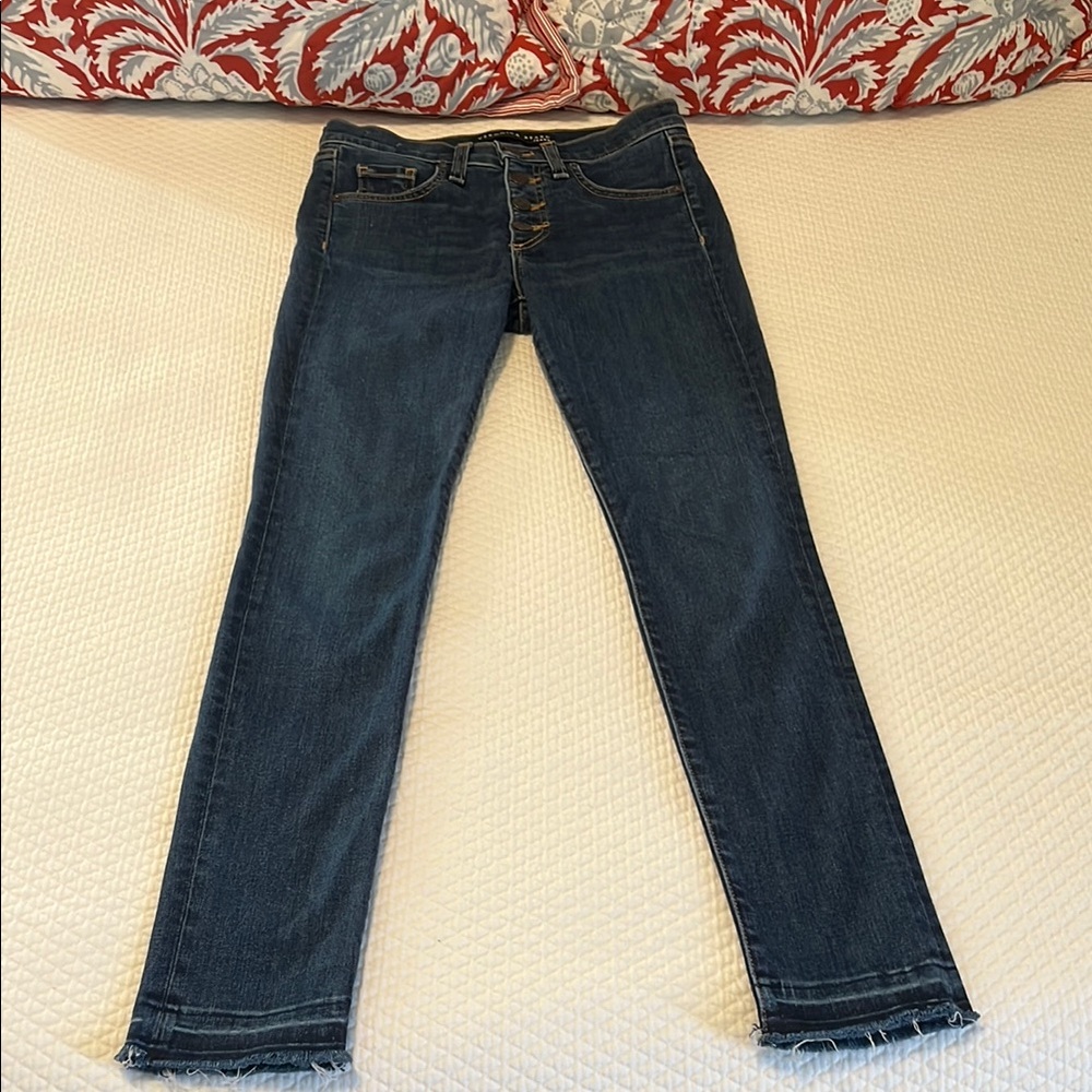 Veronica Beard Debbie Jean vintage wash with frayed hem size 25
